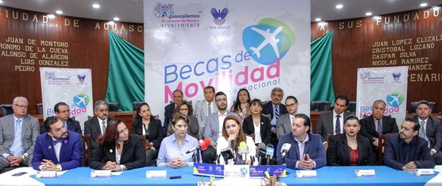 ¡400 jóvenes de Aguascalientes podrán viajar al extranjero: Tere Jiménez!