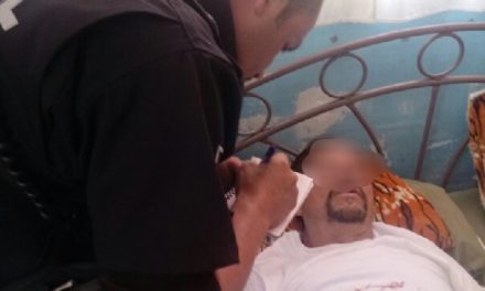 ¡Hombre intentó suicidarse cortándose las venas por problemas con su esposa en Aguascalientes!