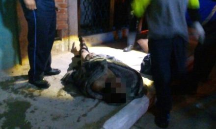 ¡Policías rescataron a joven que resultó quemado e intoxicado tras incendiarse su casa en Aguascalientes!