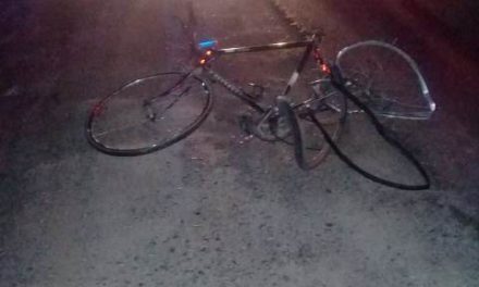 ¡Ciclista murió embestido y arrastrado por un vehículo “fantasma” en Aguascalientes!