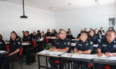 ¡Policías preventivos de municipios del interior en curso de formación!