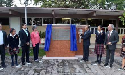 ¡Reconoce gobernador calidad educativa de la Escuela Normal de Aguascalientes en su 140 Aniversario!