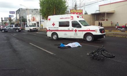 ¡Ebrio ciclista murió embestido por un automóvil en Aguascalientes!