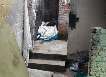 ¡Hallaron muerto a un hombre dentro de una tina con agua dentro de una casa en Aguascalientes!