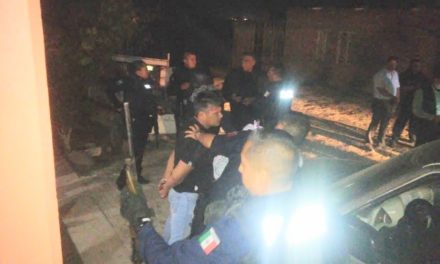 ¡Atacaron a balazos a policías municipales de Rincón de Romos, Aguascalientes!