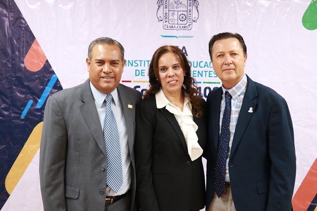 ¡IEA y SNTE trabajan a favor de la calidad educativa en Aguascalientes!