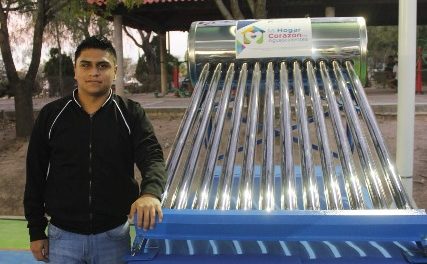 ¡Tere Jiménez apoya a 4 mil familias con calentadores solares!