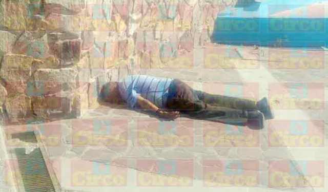 ¡Hombre de la tercera edad murió en el jardín del Barrio del Panteón en Lagos de Moreno!