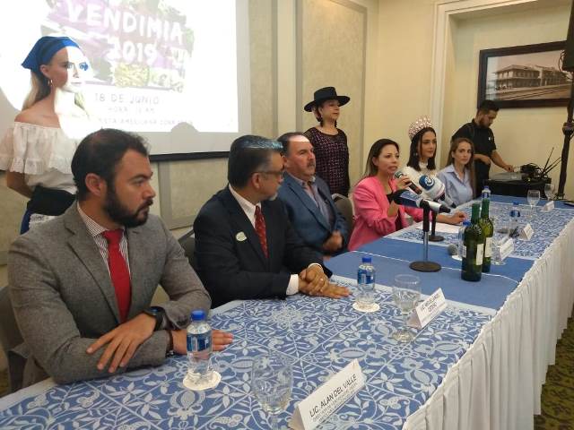¡Deberán ser innovadores para no desaparecer del mercado los dueños de empresas viticultoras en Aguascalientes!