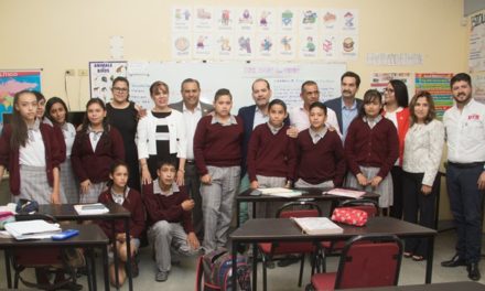 ¡Gobierno de Martín Orozco es ejemplo en México al impulsar el programa escuela bilingüe!