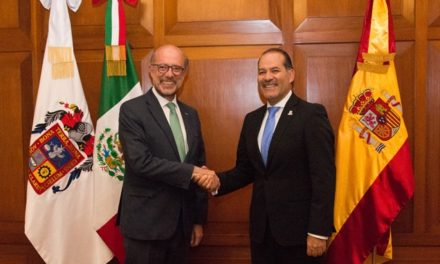 ¡Reconoce embajador de España en México solidez económica y educativa en Aguascalientes!