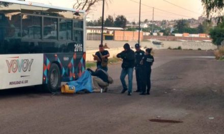 ¡Urbanero mató a otro tras impactarlo con un camión “YO VOY” en Aguascalientes!