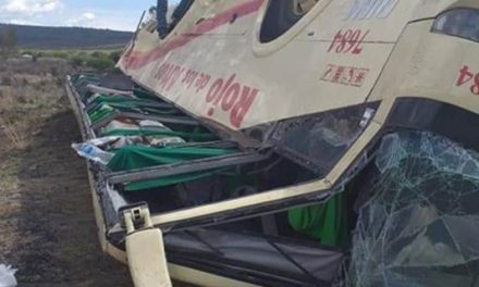¡2 accidentes de 3 autobuses en Zacatecas dejaron 11 personas lesionadas!
