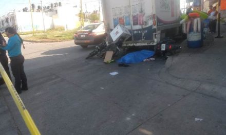 ¡Choque entre 2 motociclistas dejó 1 muerto y 1 lesionado en Aguascalientes!