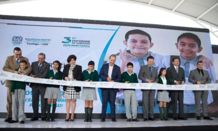 ¡Inaugura Martín Orozco secundaria pionera en nuevo modelo educativo en el país!