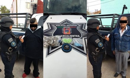 ¡Policías estatales de Aguascalientes detuvieron a 2 sujetos en una operación de compra-venta de drogas!