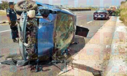 ¡Mujer automovilista murió tras fuerte accidente en Lagos de Moreno!