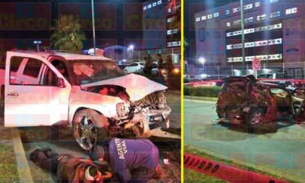 ¡Choque entre camioneta y auto dejó 4 lesionados, 2 de ellos graves, en Lagos de Moreno!