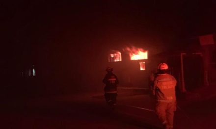 ¡Devastador incendio en una fábrica de pinturas en Aguascalientes!