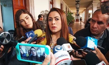 ¡Diario nos peleamos con VEOLIA por el pésimo servicio: Teresa Jiménez Esquivel!