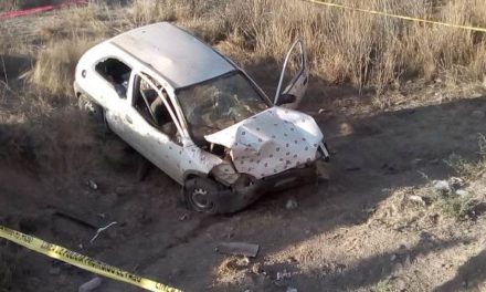 ¡Mujer se mató tras accidentarse en su auto en Aguascalientes!