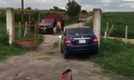¡Veloz automóvil atropelló a una familia en Aguascalientes: 1 muerto y 4 lesionados!