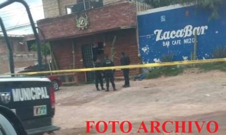 ¡Otro atentado en el “ZacaBar” en Aguascalientes: lanzaron bomba molotov a la fachada!