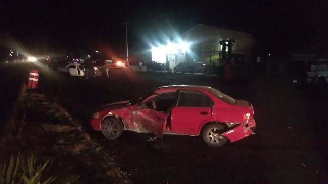 ¡Choque entre dos autos en Aguascalientes dejó una adolescente muerta y dos lesionados!