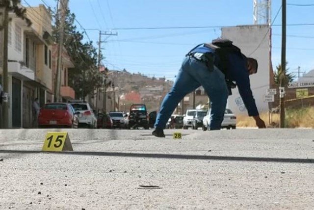 ¡Intentaron ejecutar a balazos a un policía estatal en Guadalupe y está grave!