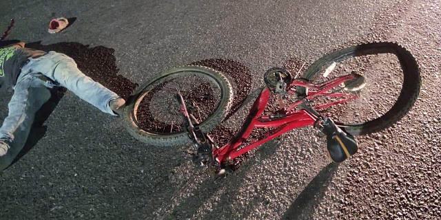 ¡Ciclista falleció tras ser embestido por un auto “fantasma” en Aguascalientes!