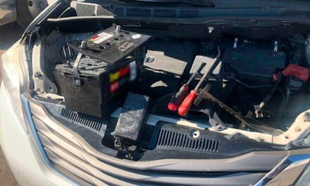 ¡Localizan guardias nacionales más de cuatro kilos de aparente heroína en la batería de un automóvil en Fresnillo!
