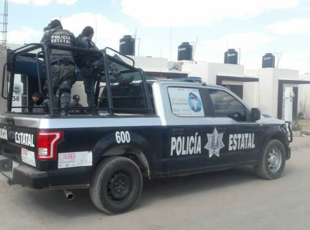 ¡Dos sujetos armados atacaron a elementos de la PEP en Guadalupe y fueron detenidos!