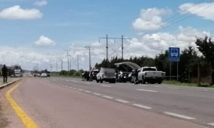 ¡Hallaron a una persona ejecutada y encobijada cerca de la FGR en Zacatecas!
