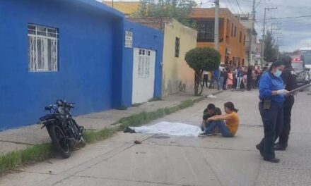 ¡Un adolescente murió y una jovencita resultó lesionada tras accidente en Aguascalientes!