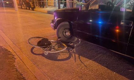 ¡Ciclista adulto mayor murió embestido por una camioneta en Aguascalientes!