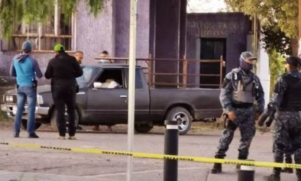 ¡Frente al Hospital de la Mujer en Guadalupe ejecutaron a un hombre!