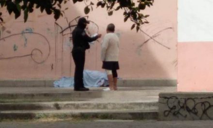 ¡Adulto mayor se mató de un balazo en la cabeza en la vía pública en Aguascalientes!
