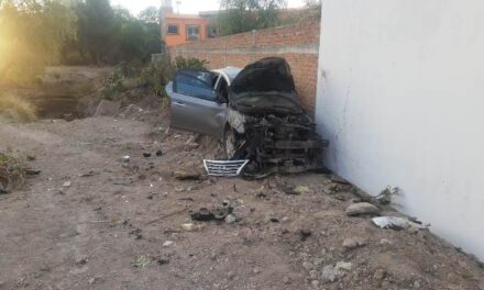 ¡1 muerto y 2 lesionados tras accidente en Aguascalientes!