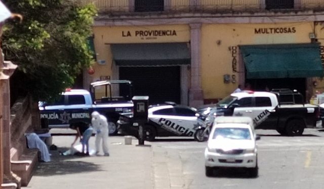 ¡Ejecutaron a tres personas frente a decenas de turistas en el Centro Histórico de Zacatecas!